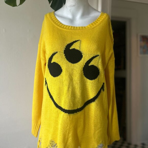 Unique UNIF XS Yellow 3 Comma Distressed Knit Sweater - Picture 2 of 6
